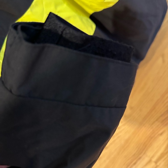 Boy’s Nitro ski ⛷️ and snowboarding 🏂 jacket - Picture 8 of 11